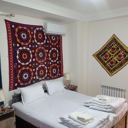 Art Suzani Hotel Buchara Buitenkant foto